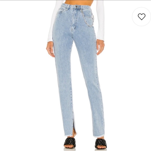 We wore what slit hem jean. - Picture 2 of 4